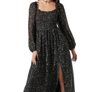 ASTR Smocked Bodice Long Sleeve Dress In Black-purple Floral Size M